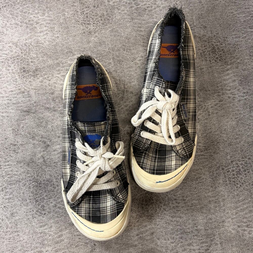 Rocket Dog B&W Plaid Distressed Sneakers